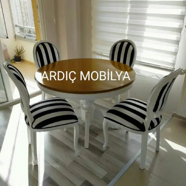 Ahşap Yuvarlak Masa Sandalye